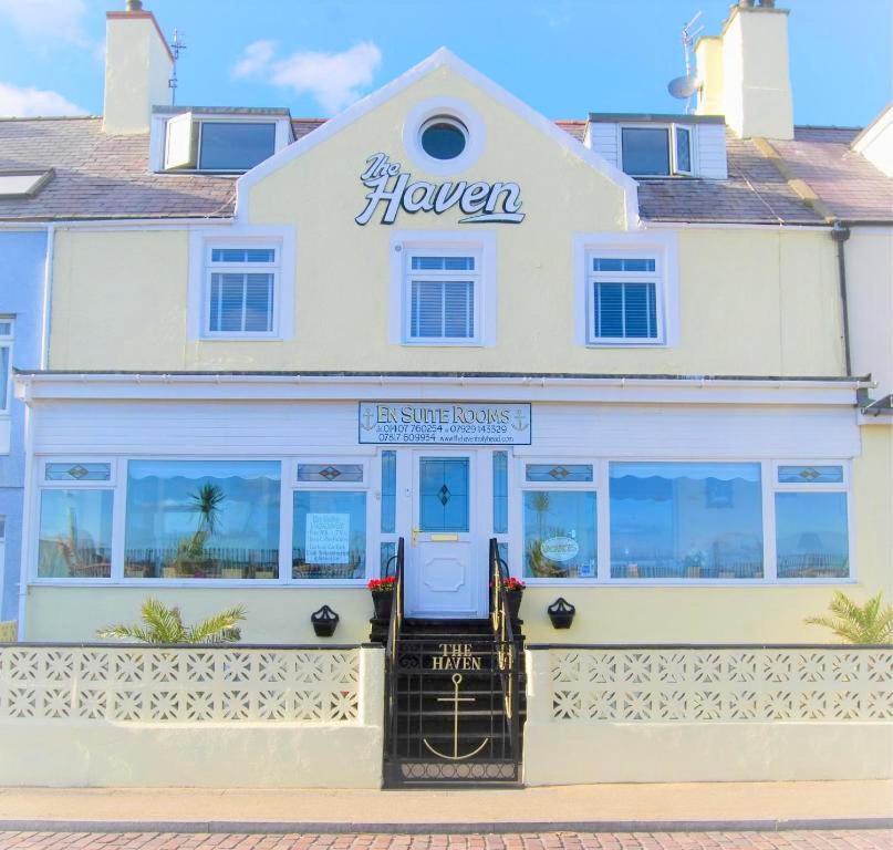 The Haven Hotel Holyhead Exterior foto